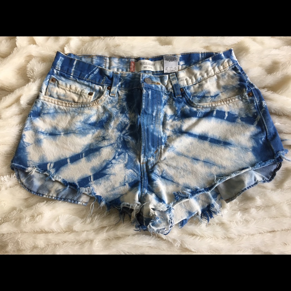 Levi's - Cut off Jean Shorts